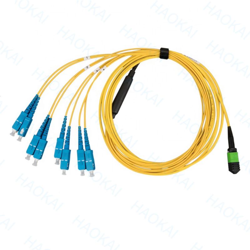 Disjoncteur à mode unique Sc Cord de patch en fibre optique 12 cœurs Duplex OS2